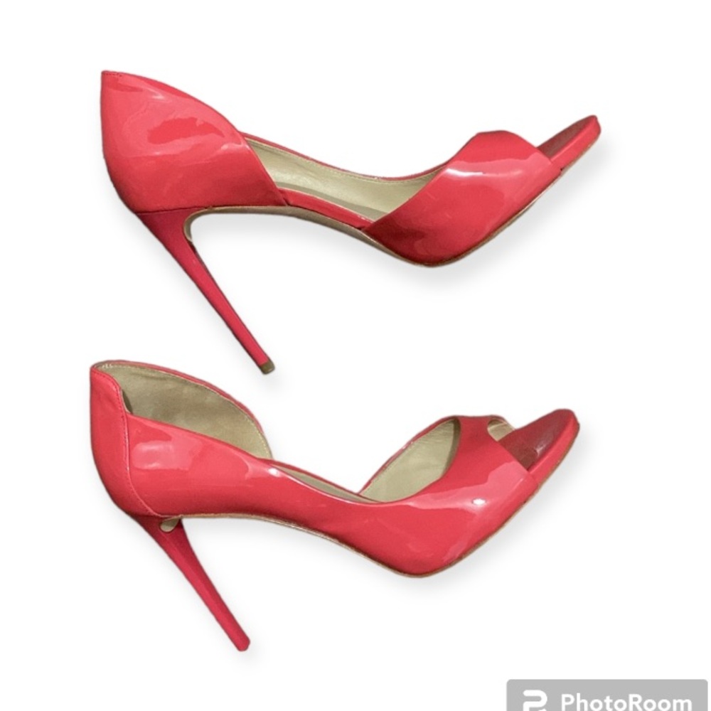 GUESS By Marciano Patten Heel Peep Toe Pumps Stilettos Size 9M